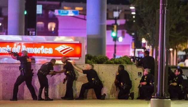Протести у Далласі: вбито трьох поліцейських