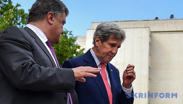 Українська влада почула від держсекретаря США багато приємного