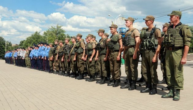 У Донецькому регіоні на службу заступили близько 200 нарядів поліції