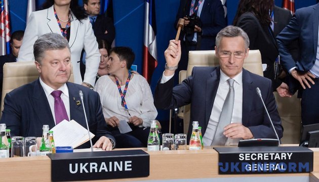 Програма НАТО з розмінування запрацювала в Україні - Порошенко