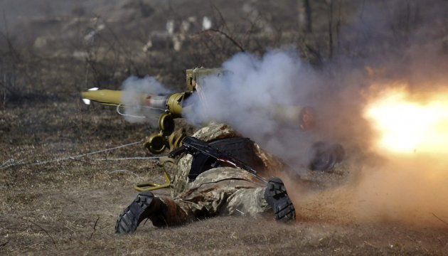 One killed, thirteen wounded in ATO area in eastern Ukraine