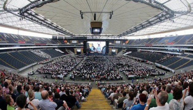 Є рекорд: У Франкфурті виступив найбільший у світі оркестр