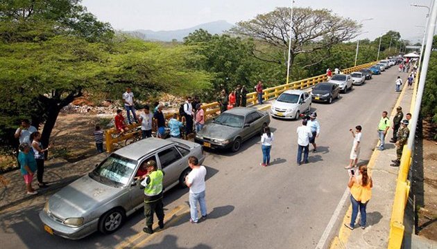 Венесуела і Колумбія домовилися частково відкрити кордон 