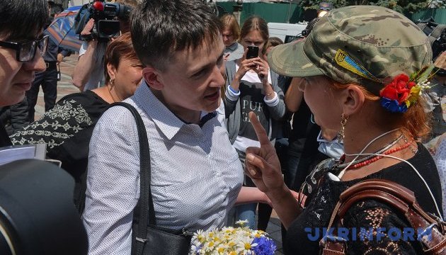 Савченко вірить, що кінець війні уже близько