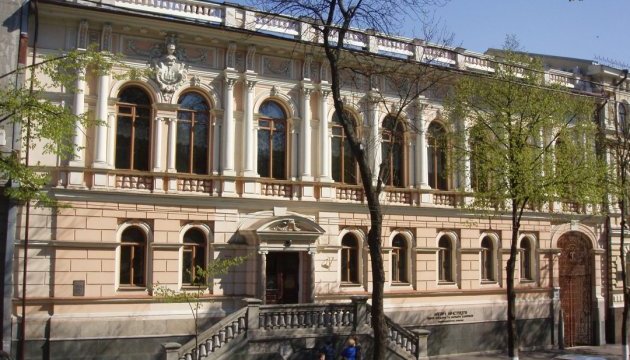 У Музеї Ханенків презентують концертну програму до 270-річчя Бортнянського
