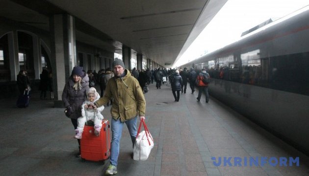 В Укрзалізниці пояснили причину зупинки поїзда Одеса – Київ