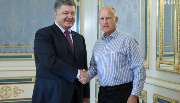 Порошенко розповів губернатору Каліфорнії про український ІТ-потенціал