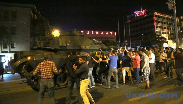 У Туреччині дорікнули ЄС, що не підтримали країну під час спроби перевороту