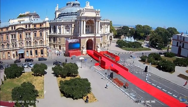 Червоний хідник Одеського кінофестивалю і рекорд Гіннеса