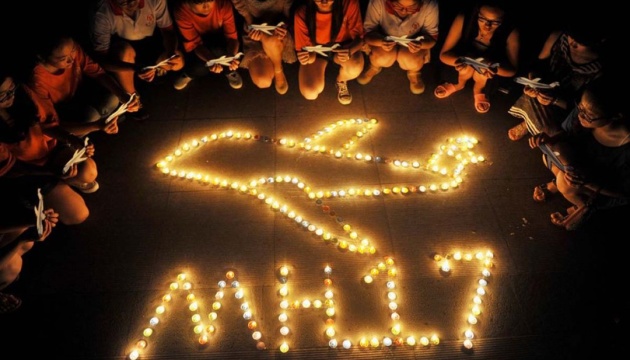 President Poroshenko: Russia must be held responsible for downing MH17 