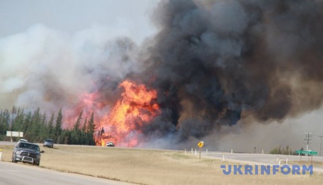 Пожежа на нафтовому заводі в Румунії: є постраждалі 