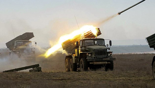 Військові РФ на окупованих територіях відпрацьовують «нові способи тактичних дій»