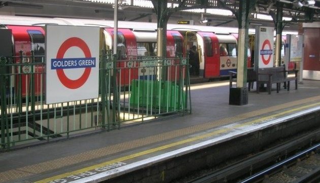 В Лондоні станцію метро евакуювали через підозріле авто