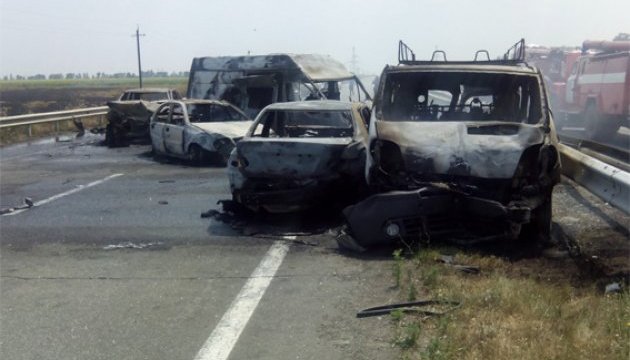 На Одеській трасі зіткнулися вісім машин - три людини загинули