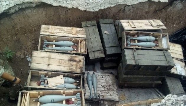 Схрон із понад сотнею мінометних мін знайшла СБУ на Донеччині