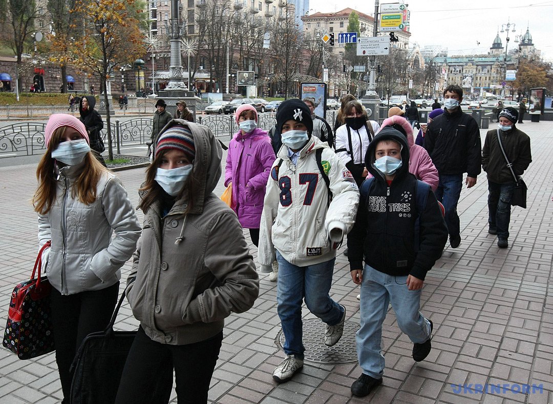 Россия грипп сегодня. Эпидемия гриппа. Эпидемия гриппа фото. Молдова эпидемия гриппа. Эпидемия гриппа в России 2009 год фото.