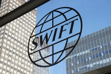 Shmygal: Ucrania espera que los bancos rusos sean desconectados de SWIFT