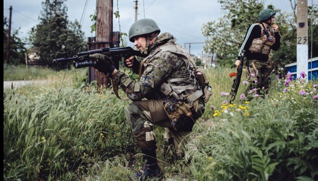 Militants launch 59 attacks on ATO troops in eastern Ukraine