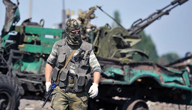 Drei Selbstmorde unter Terroristen im Donbass