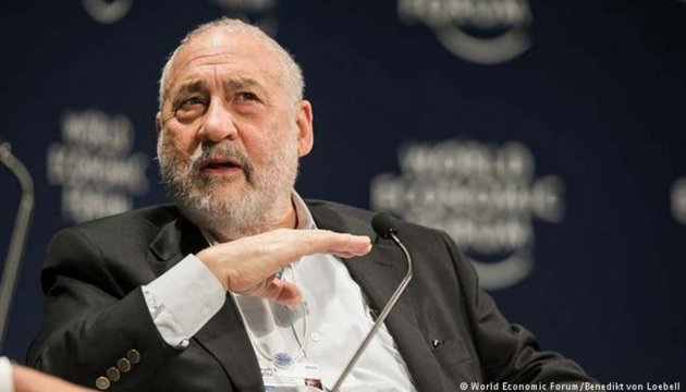 Нобелівський лауреат розчарувався у можливості реформувати фінанси в Панамі