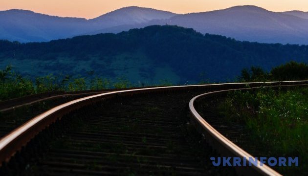 More than 7,300 km of roads built in Ukraine over past 4 years