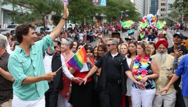 Прем’єр-міністр Канади взяв участь у прайд-параді
