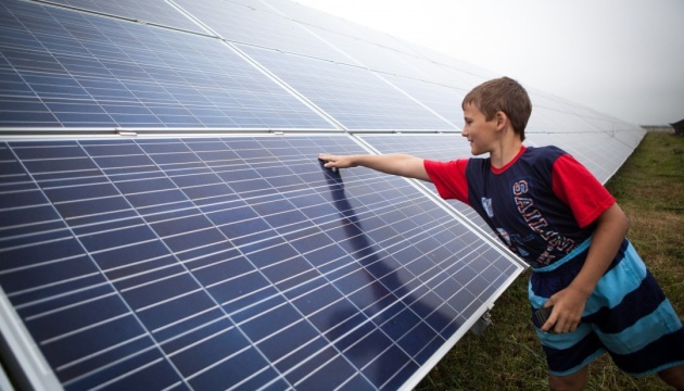 Ukrainian physicist constructs private solar station