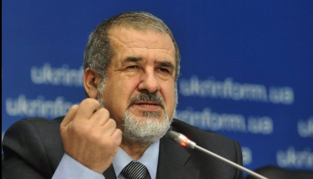 Chubarov: Instead of giving housing to displaced persons it is better to return them their land as soon as possible