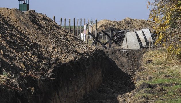 На Чернігівщині розтратили 1,8 мільйона, виділених на «Стіну»