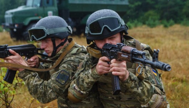 Розведення військ: у штабі запевняють, що сили АТО не здадуть позиції 