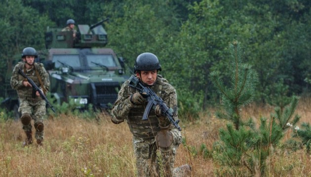 Donbass: 36 attaques perpétrées par les milices, quatre militaires ukrainiens blessés