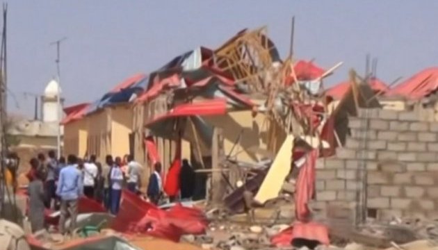 Подвійний теракт у Сомалі забрав 20 життів