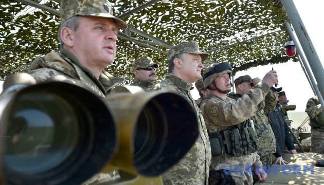 Муженко: Ставимо рубіж для ворогів України, який їм не треба переходити