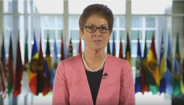 Neue US-Botschafterin spricht in ihrer Videobotschaft an die Ukrainer