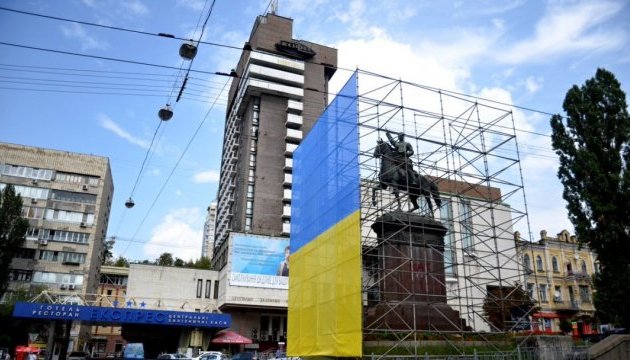 Завтра ОУН збирається демонтувати пам'ятник Щорсу