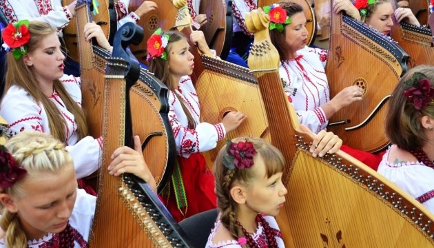 Child Bandura players set national record on Independence Day in Kherson