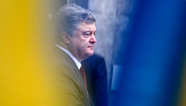 Poroshenko: Aspiración a la independencia no fue eliminada por 70 años de dictadura de Moscú