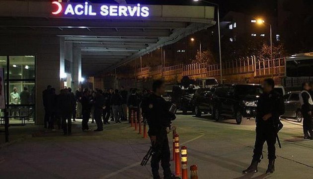 У перестрілці з курдськими бойовиками загинув турецький поліцейський