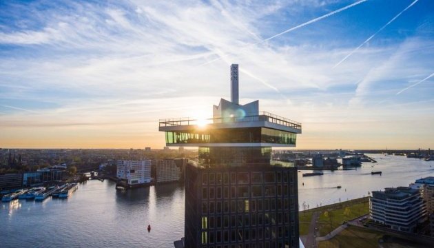 В Амстердамі з'являться найвищі гойдалки в Європі