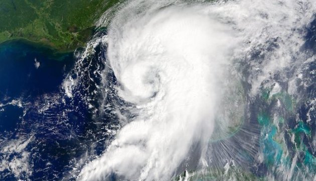 Через ураган Ерміна у Флориді знеструмлено 300 тисяч будинків