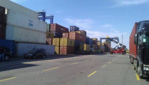 В Одеському порту знайшли 41 контейнер з 