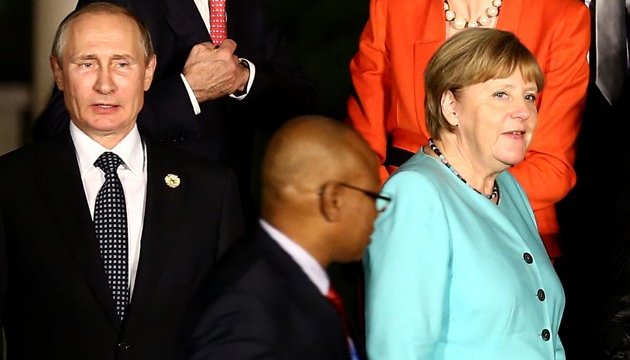 G20: Як світові лідери Путіна «лікували»