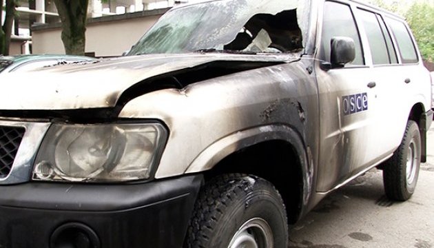 В Івано-Франківську підпалили авто ОБСЄ, поліція порушила справу
