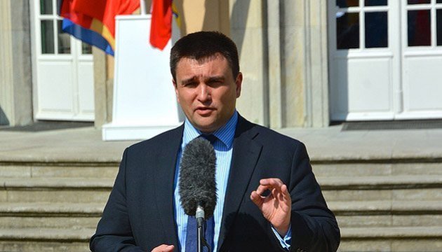 Klimkin: El retraso en el “mecanismo de suspensión” ilustra la debilidad institucional de la UE 