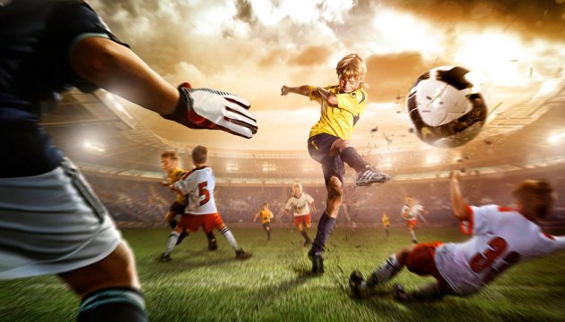 Як інвестиції в дитячий футбол можуть покращити дорослий
