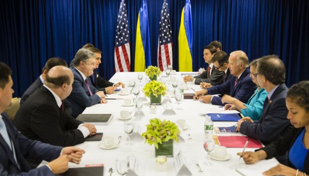 乌克兰总统与美国副总统会谈