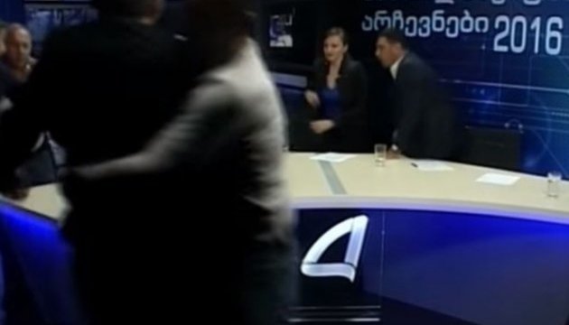 Грузинські політики побилися в прямому ефірі 