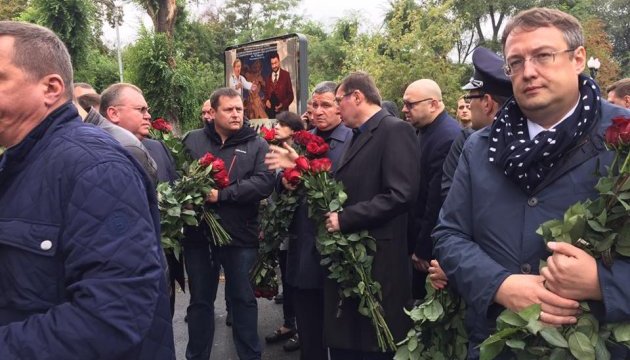 Сім'ї загиблих у Дніпрі поліцейських отримають по 725 тисяч – Геращенко