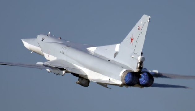 La Russie confirme que les avions placés en Crimée peuvent détruire toute cible en Europe