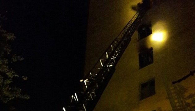 Масштабна пожежа у Києві: у будинку горіли п’ять поверхів